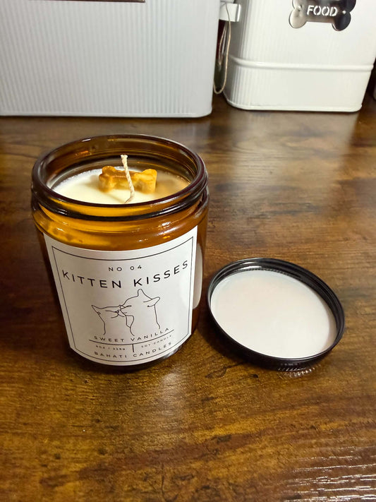 Odor Eliminating Candle: Kitten Kisses